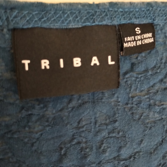 Tribal 3/4 Sleeve Top EUC S - Picture 4 of 5